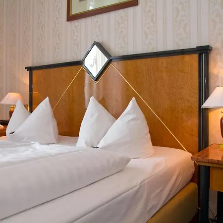 ホテル Seetelhotel Strandhotel Atlantic Boutiquehotel Am ゼーバート・ヘリングスドルフ
